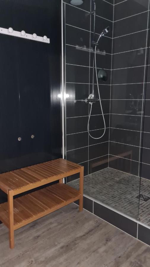 Alysa Hotel Parthenay Exterior photo