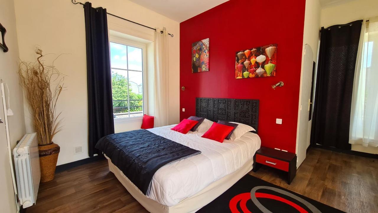 Alysa Hotel Parthenay Exterior photo