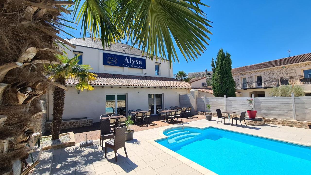 Alysa Hotel Parthenay Exterior photo